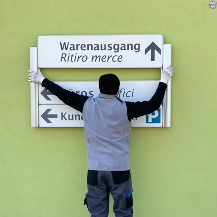Exteriérová orientačná tabuľa "Signcode"